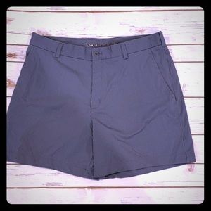 Men’s Nike 33 Waist Gray Pinstripe Golf Shorts